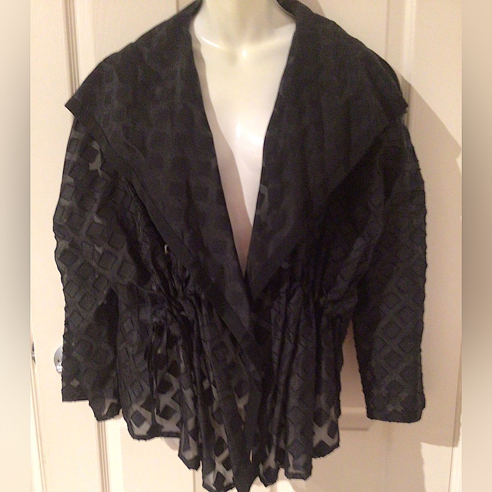 Marla Wynne Gorgeous Evening Topper/Jacket